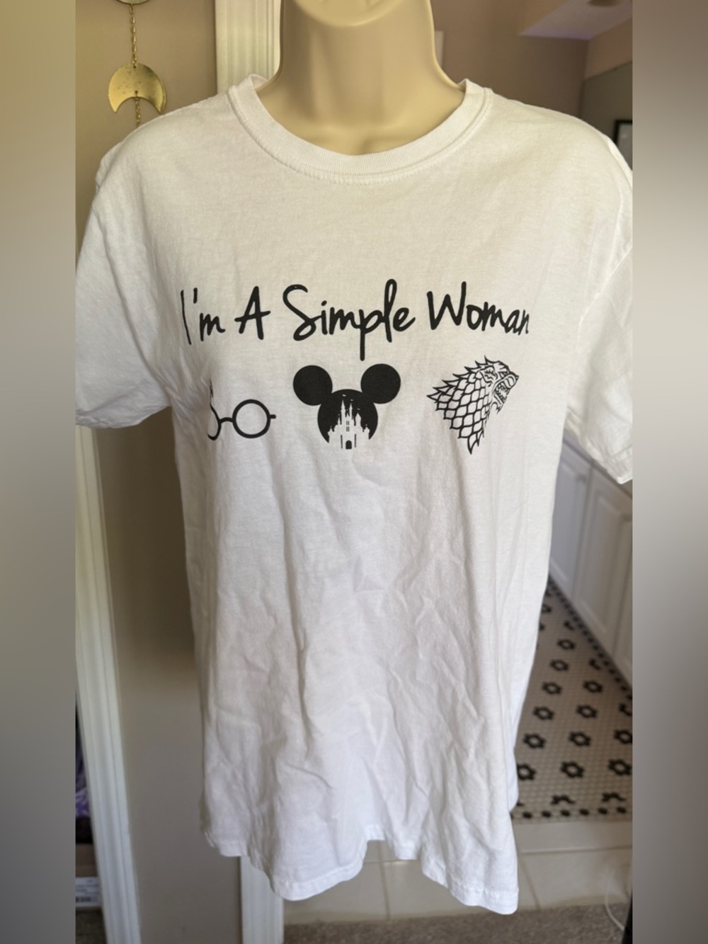 I'm A Simple Woman Graphic Tee